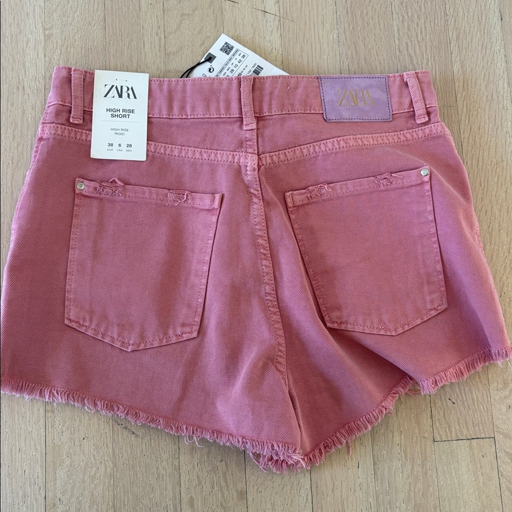NWT Zara High Rise Shorts Size 38/US6 - Picture 2 of 4
